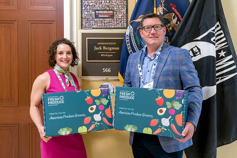 Attendees deliver workforce activation boxes to Capital hill.